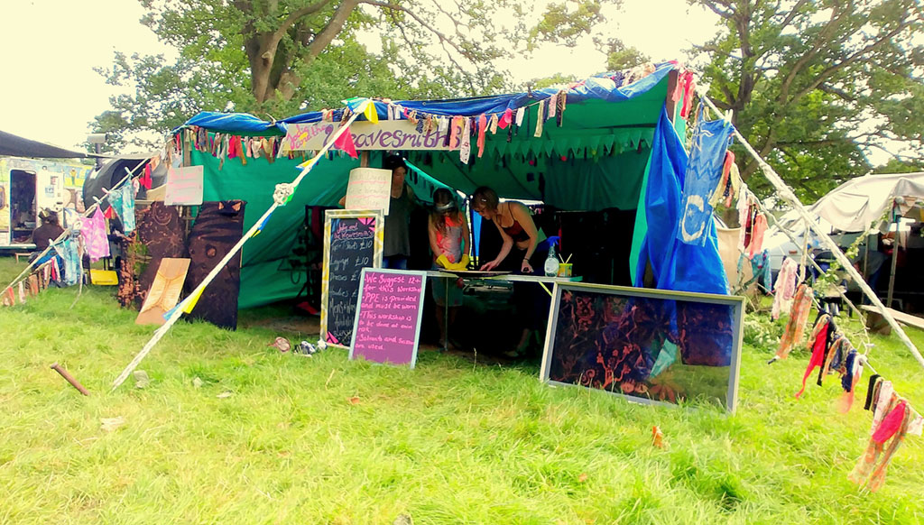 Bleaching and Weaving Workshops Green Gathering Craft Field 2018