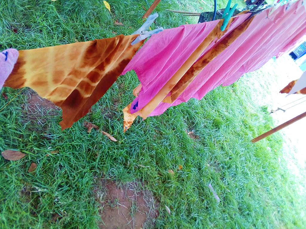 Using Natural Dyes to Tie-dye